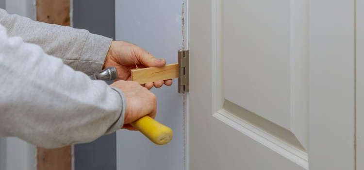 fiberglass entry door repair in Soledad