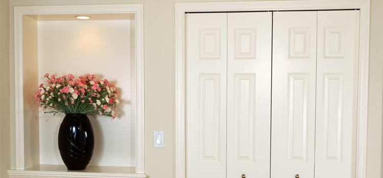 residential closet door repair in Soledad